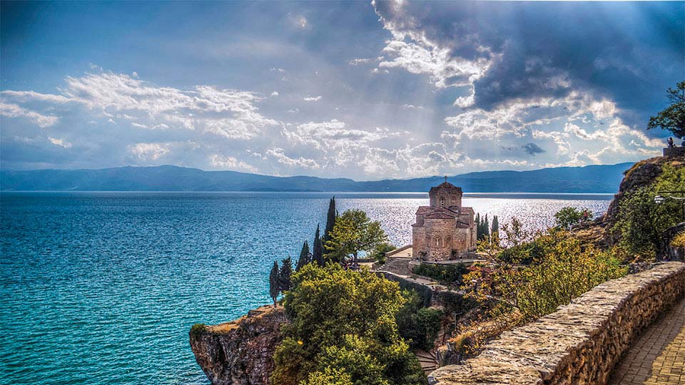 traveling made easy Macedonia Unveiled: A Journey Through Nature, Tradition, and Culture